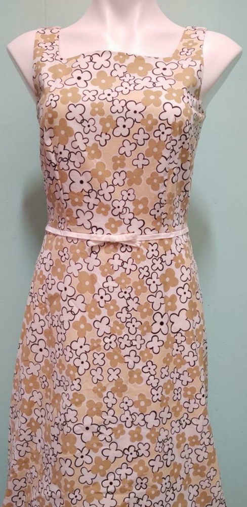 Sleeveless dress